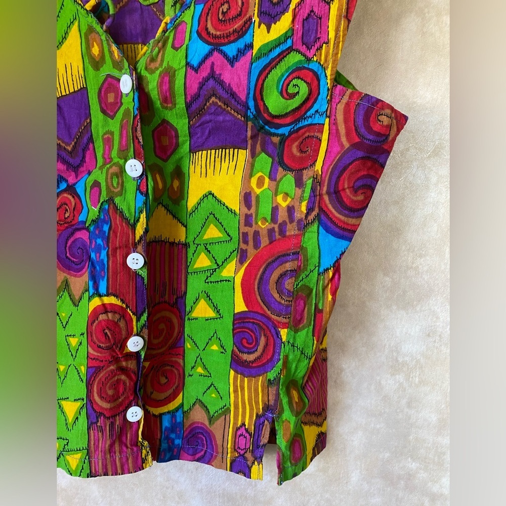 Colorful Geometric Patterned Top Button Front Fas… - image 2